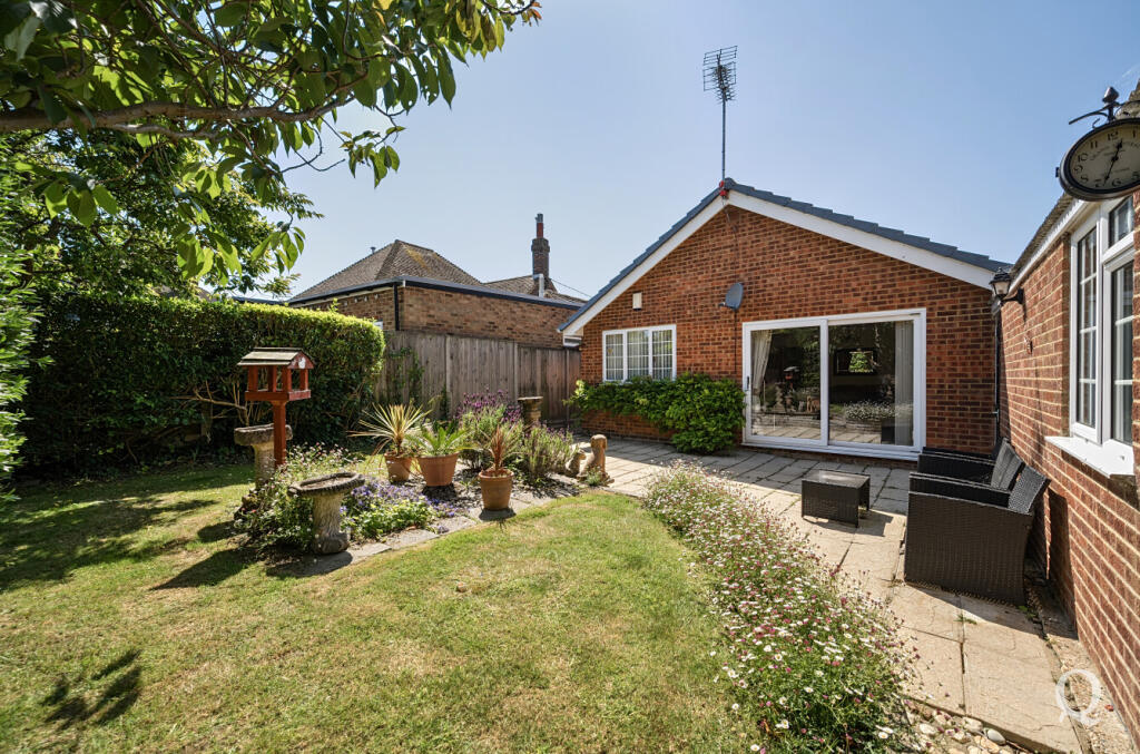 bff98563-7755-492...