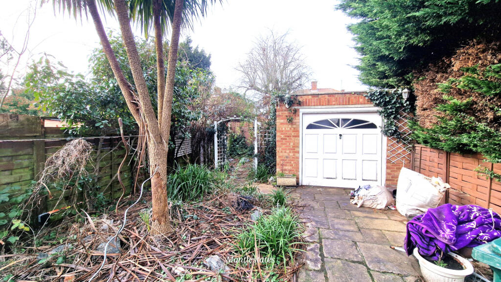 GARDEN/GARAGE