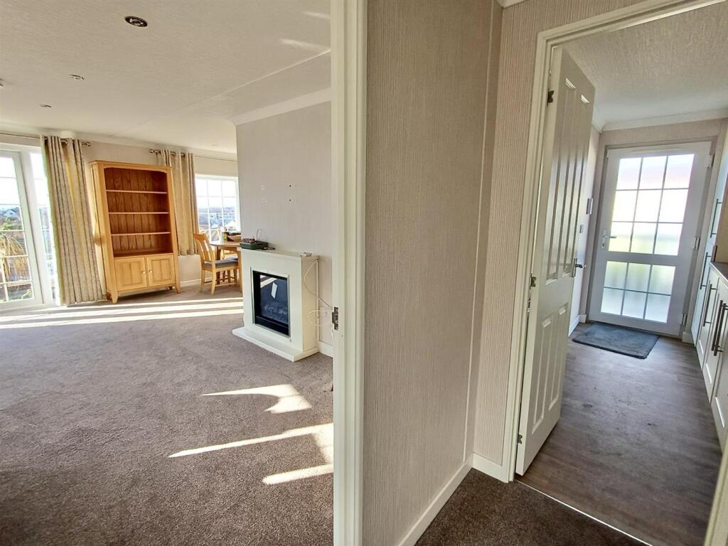 Lounge and Utility Room