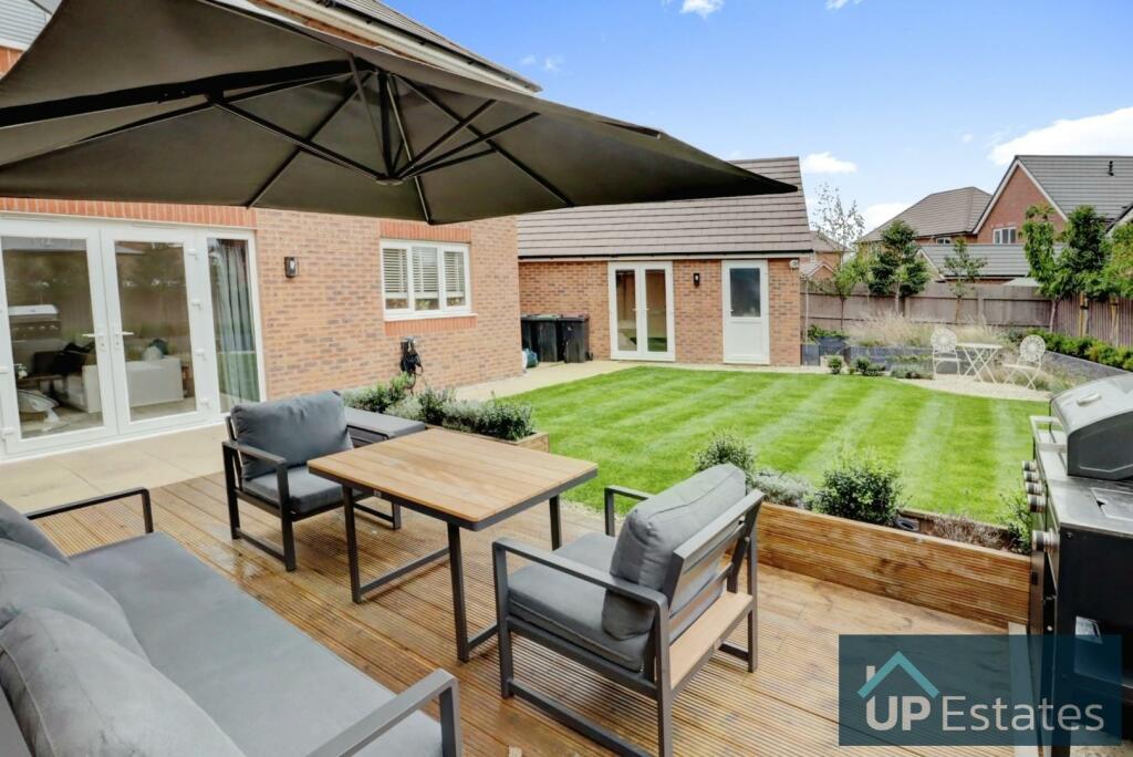 Rear Garden 4.jpg