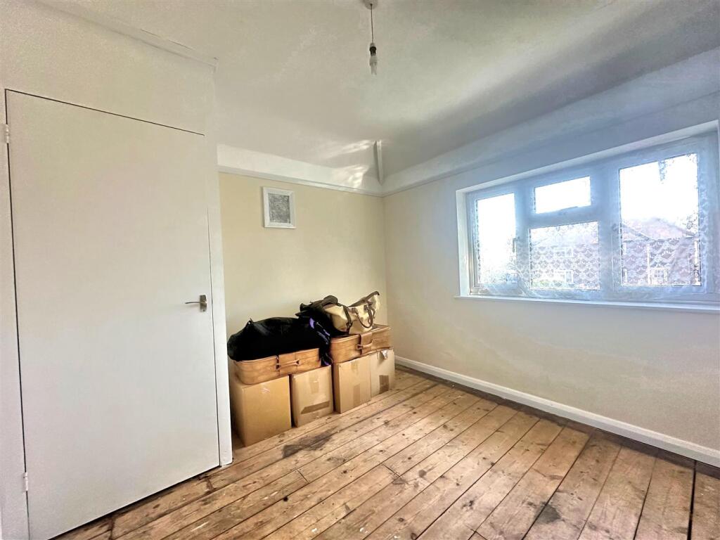 Bedroom 3.jpg