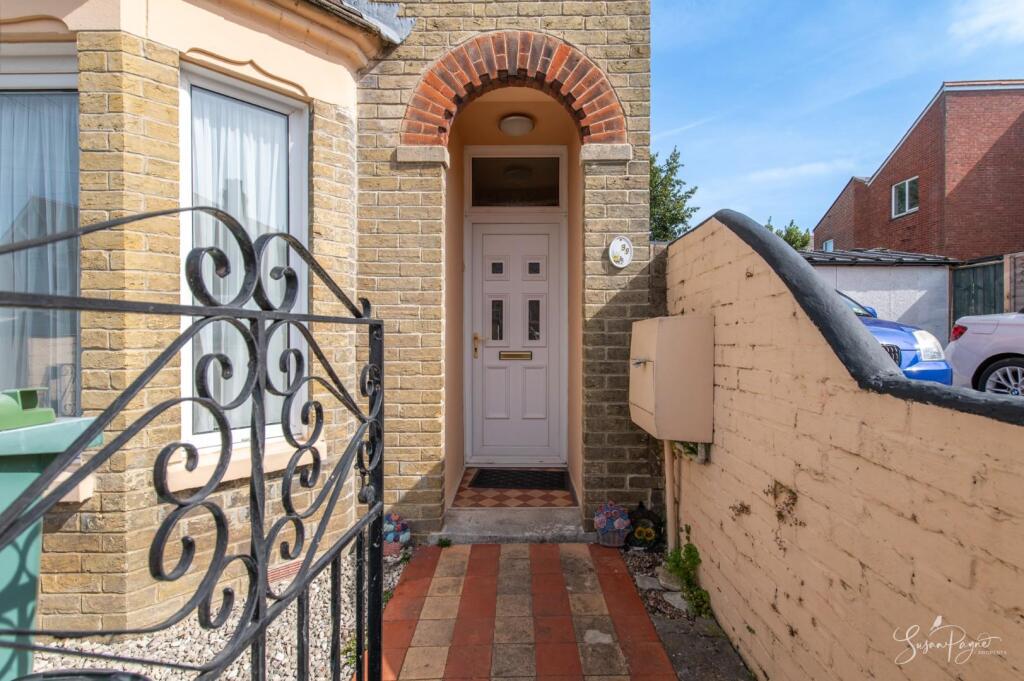 Welcome to 99 Upper Yarborough Road