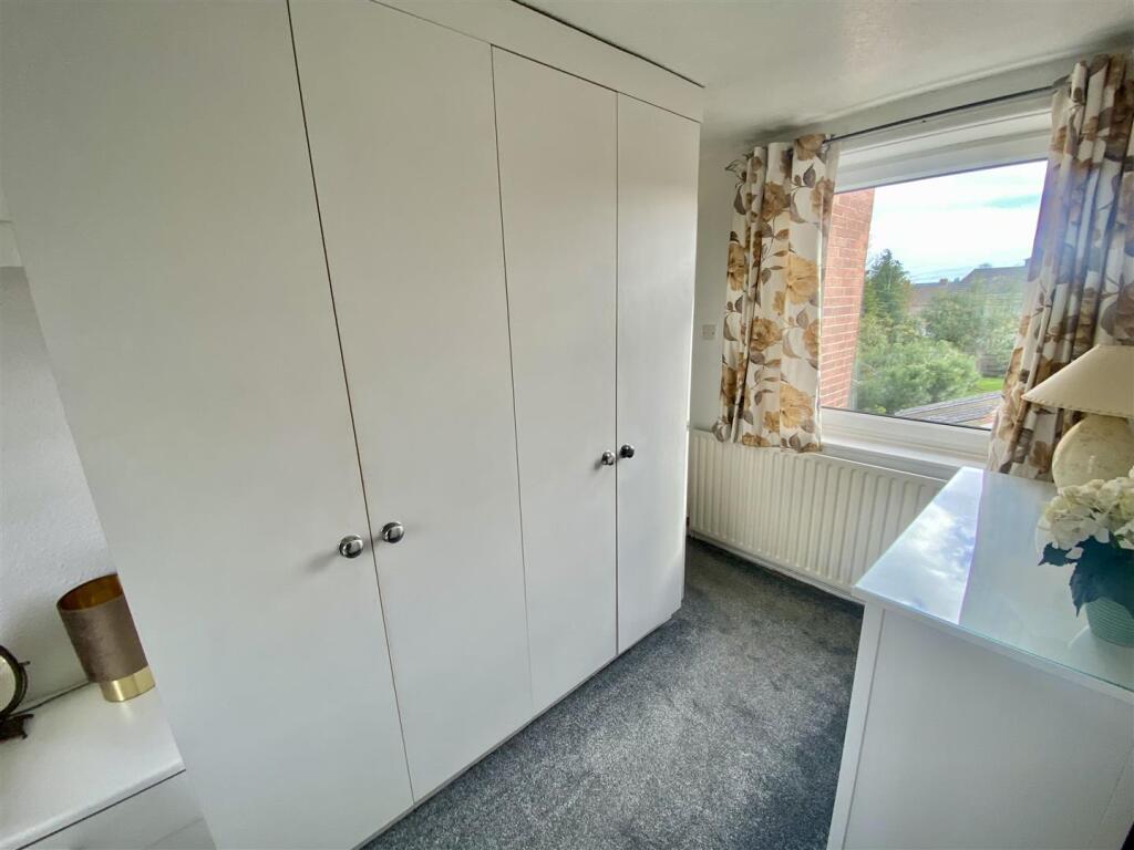 Bramleys Estate Agents - Glebe Gate - Mirfield (4)