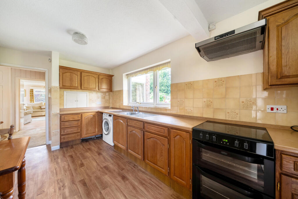 1350874-11-68c9b1...