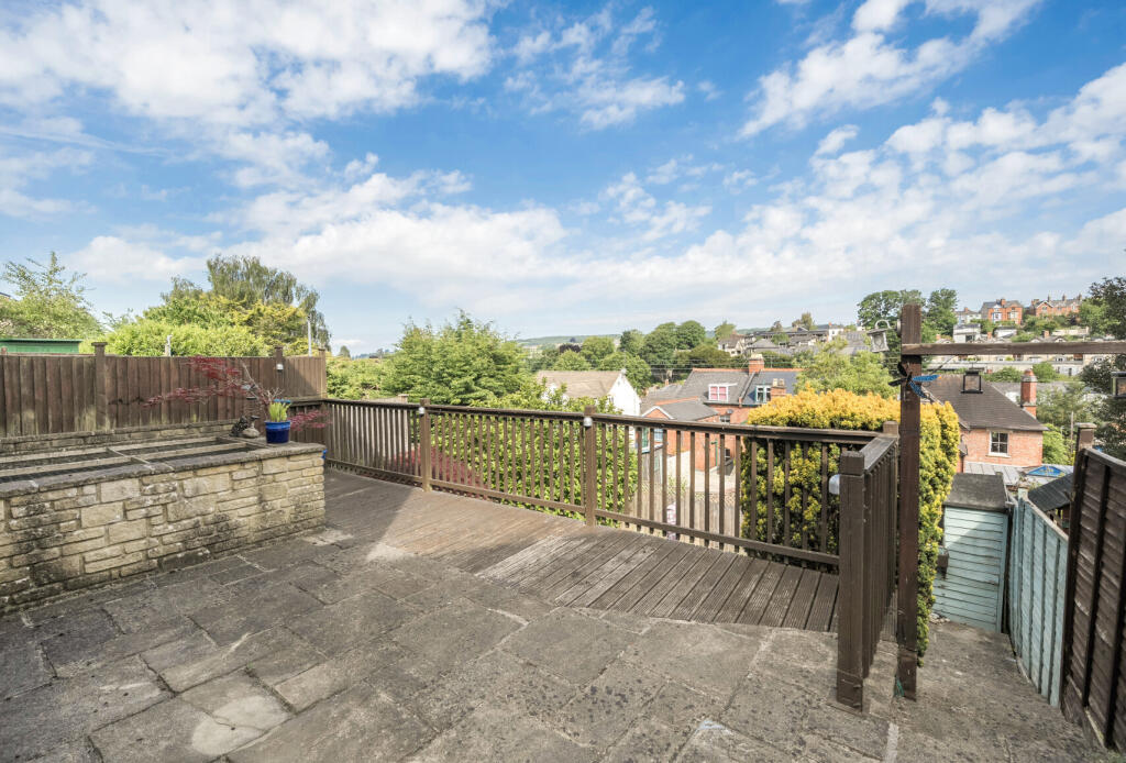 1295655-6-682ee63...