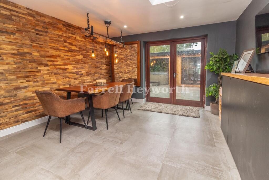 Garden Room image 3