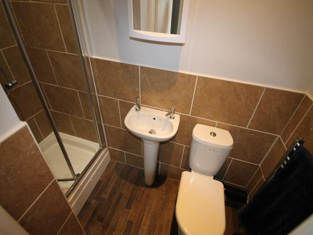 Ensuite 2