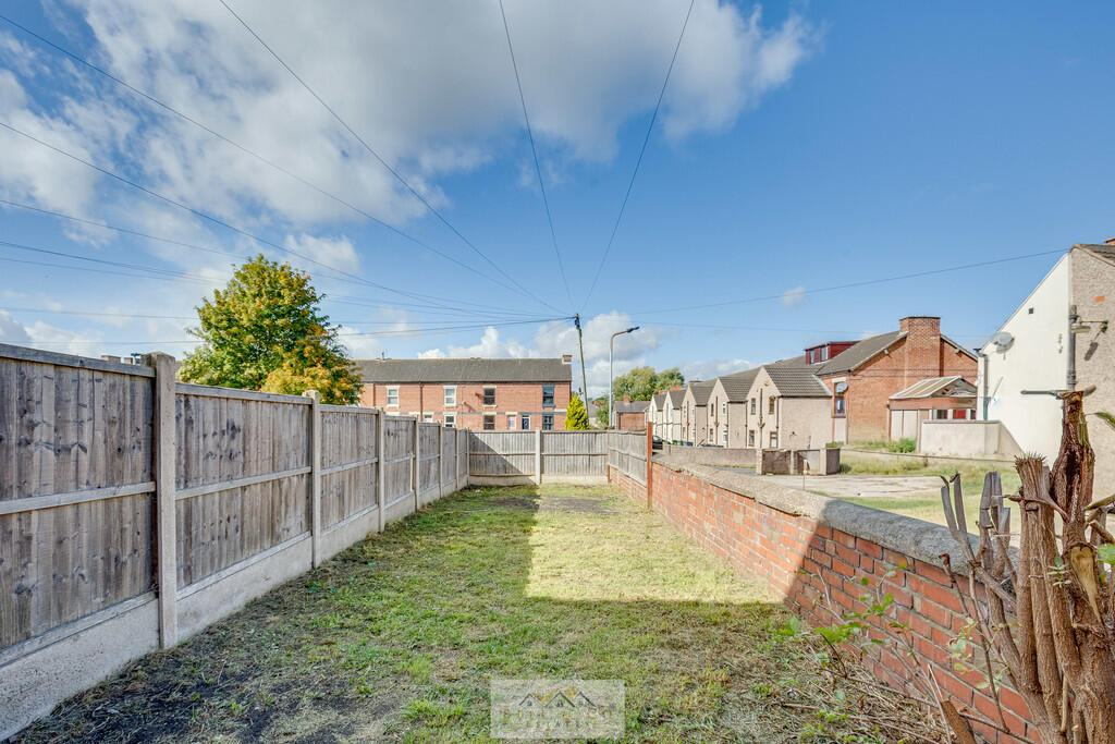 Front garden 1.1