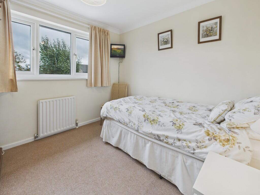 CAM04273G0-PR0194...