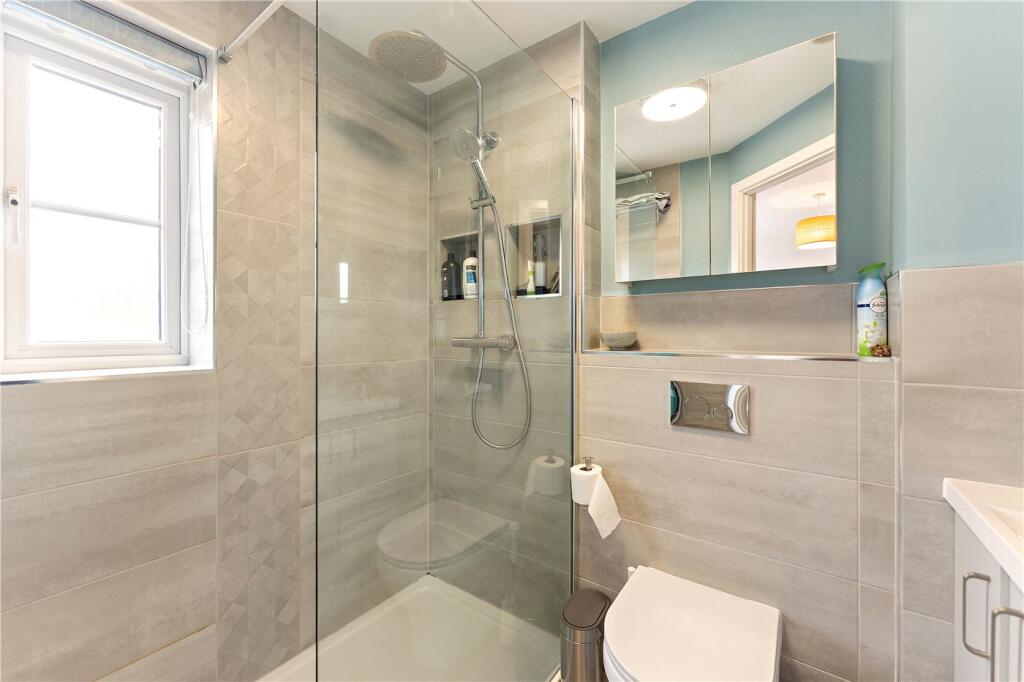 En-Suite Shower