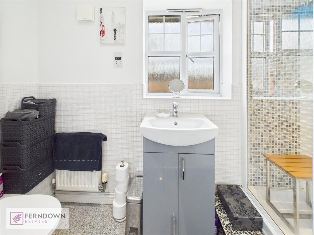 En-Suite Shower Room