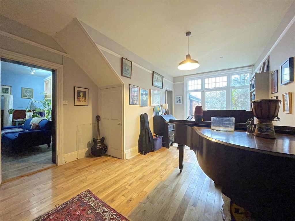 Dining Room (2).jpeg