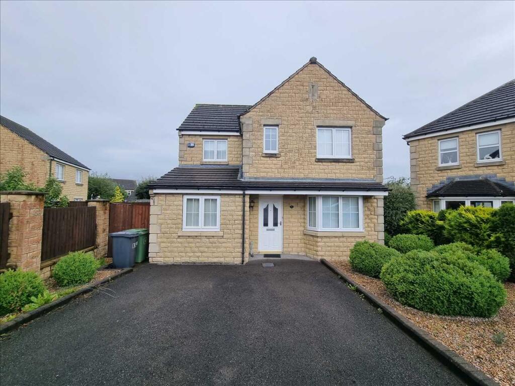 4 Bedroom Detached for Rent