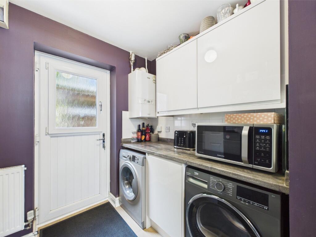Kitchen/Utility Room
