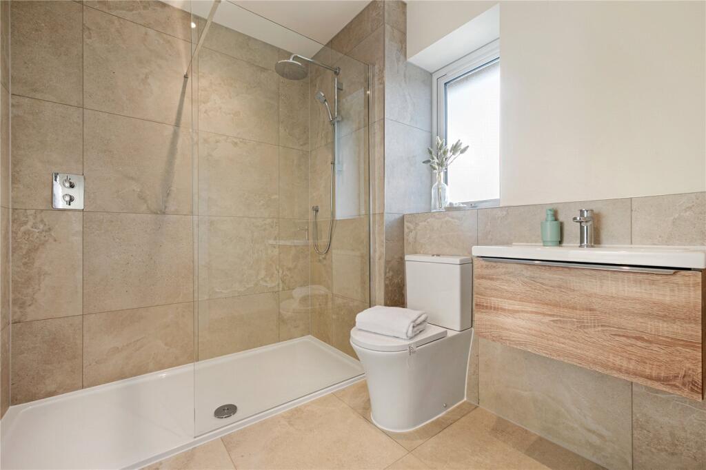 Example Ensuite