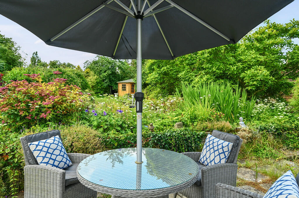 Curlew cottage tn...