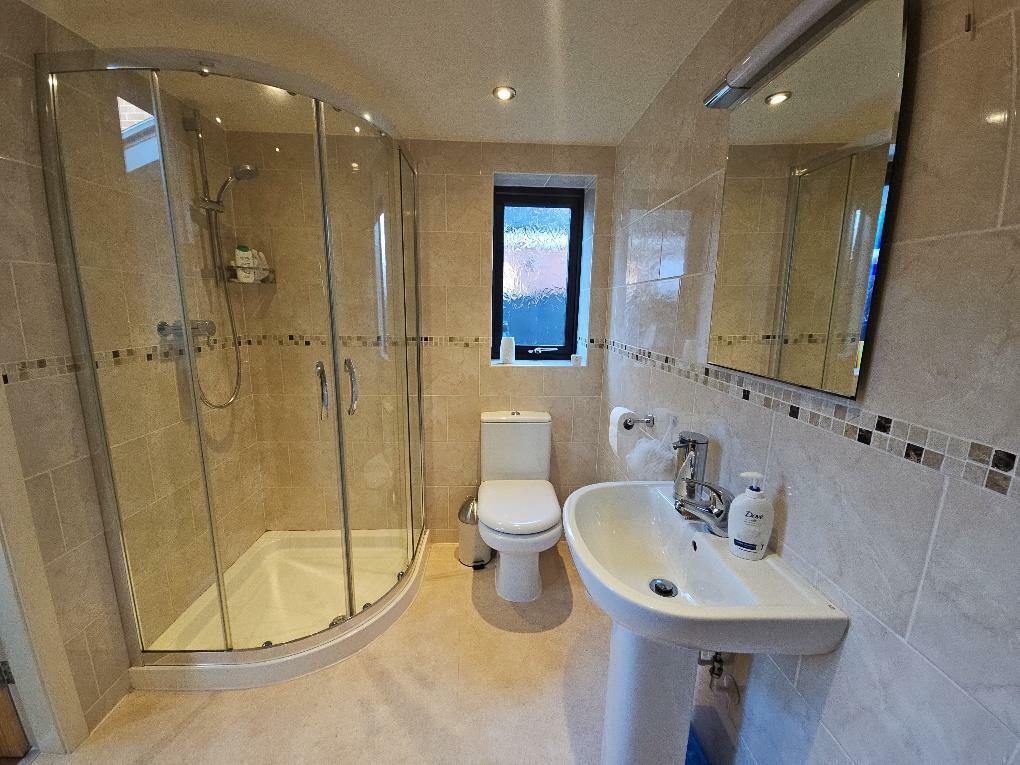Downstairs Shower Room/WC
