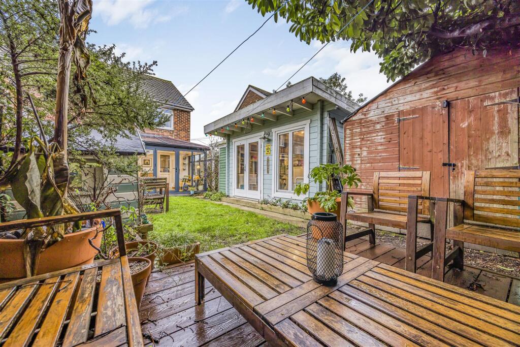 8 Overton Road, Southbourne-PorticoMarketing-Nexa-