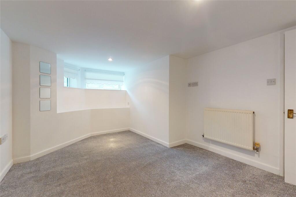 Gf - Bedroom