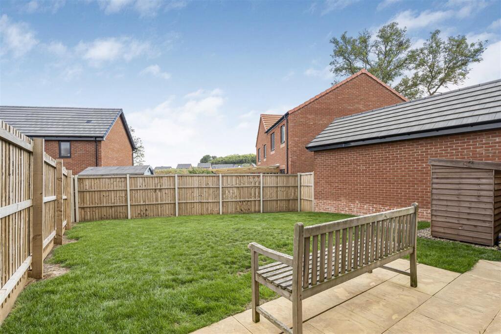 16 Linden Way