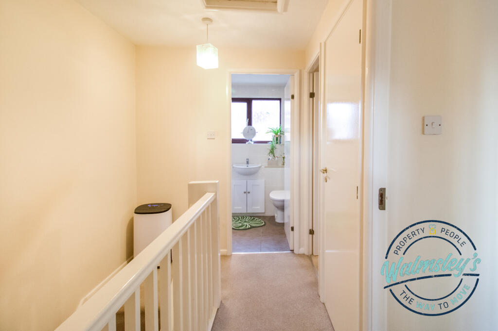 Landing towards bathroom