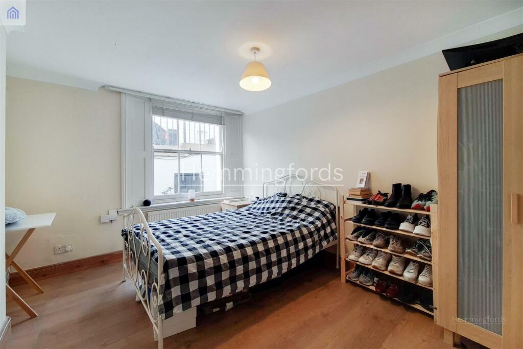 6_Bedroom 2-0.jpg