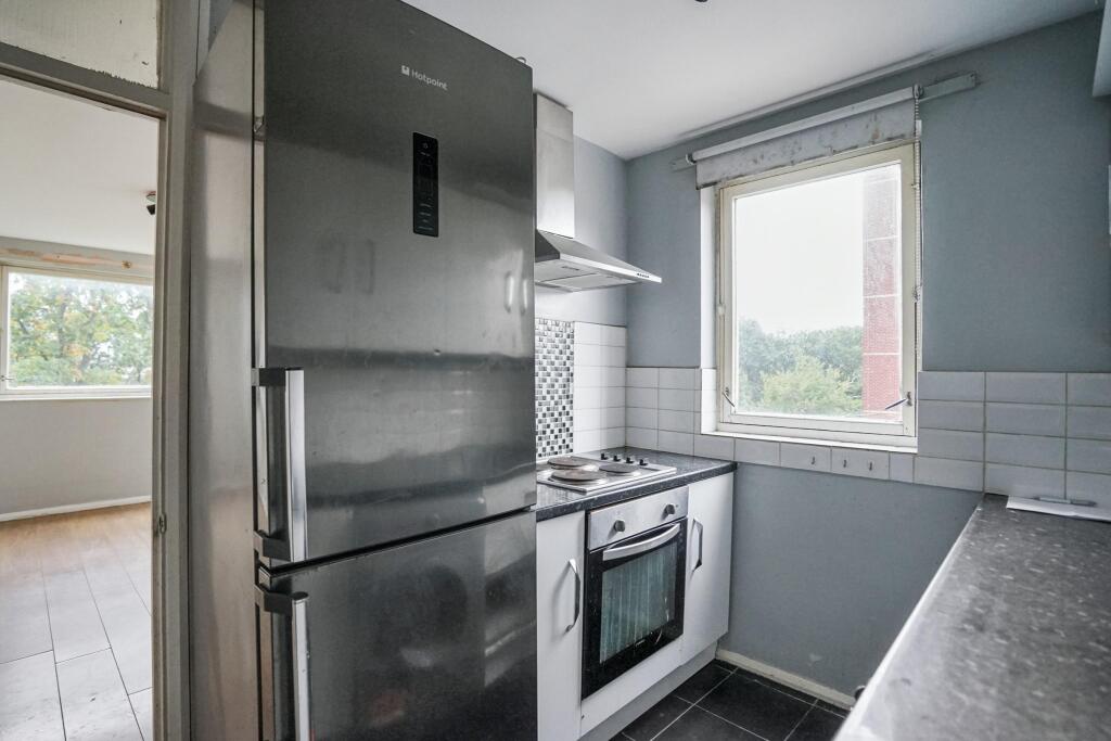 Flat 23 Keats House, Porchester Mead, Beckenham, BR3 1TD