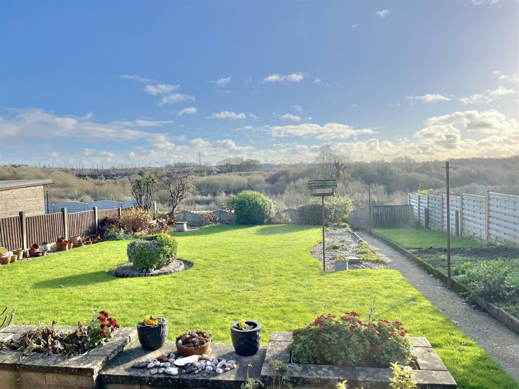 Enclosed Rear Garden