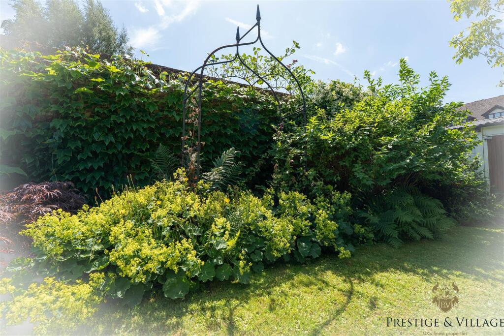 GARDEN