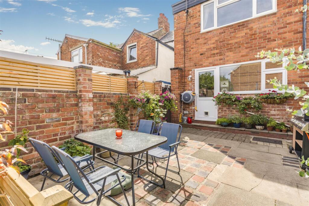 104 West Street, Banbury-14.jpg