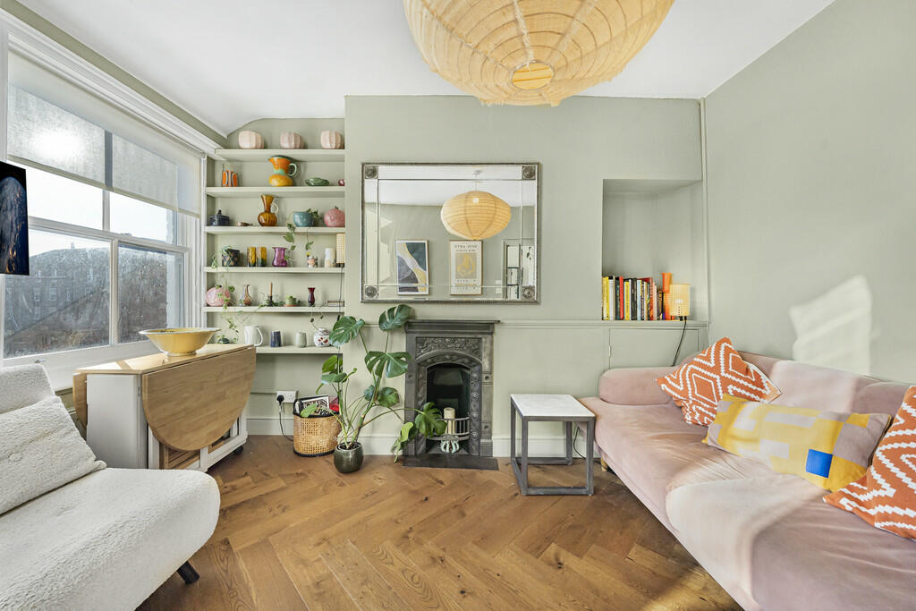 Birnam Road N4 3L...