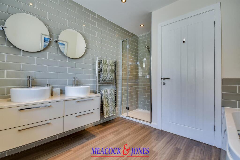 DSC_0875-DSC_0879 copy.jpg