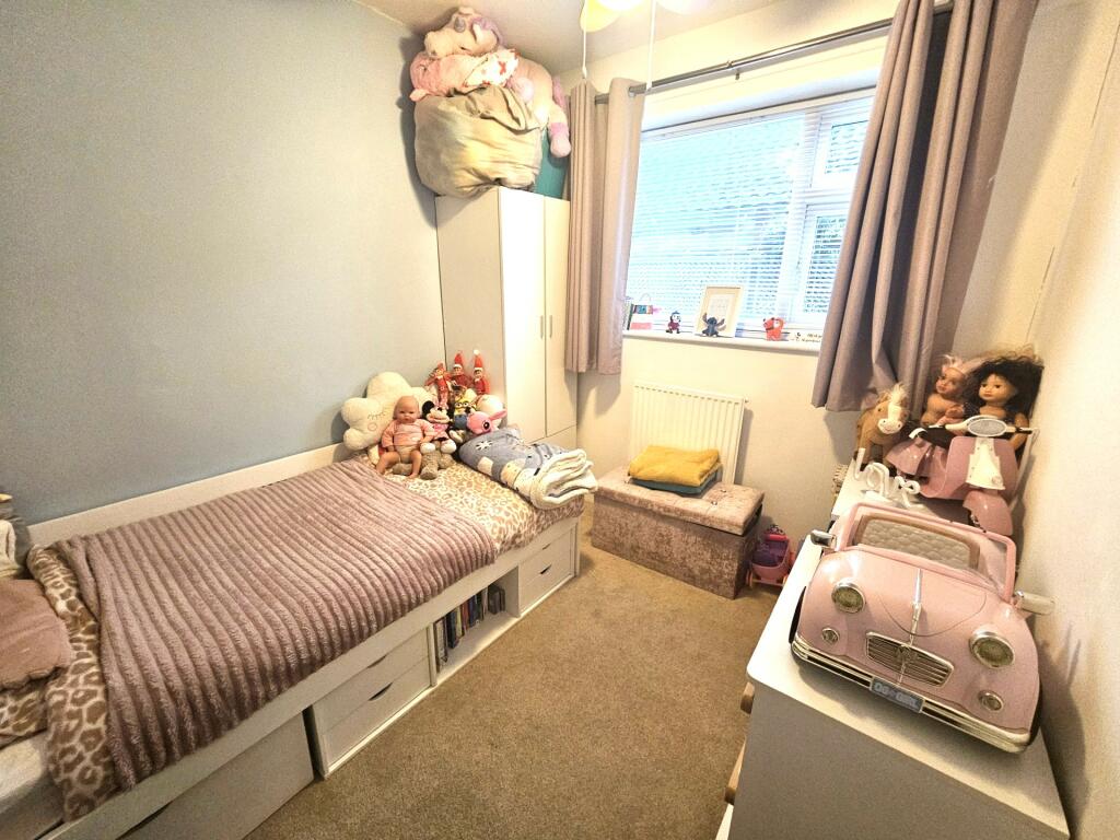 Bedroom five/dining room