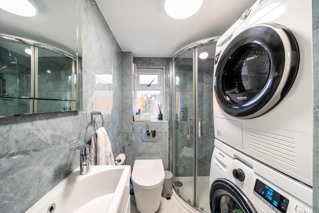 1382575-16-691ddd...