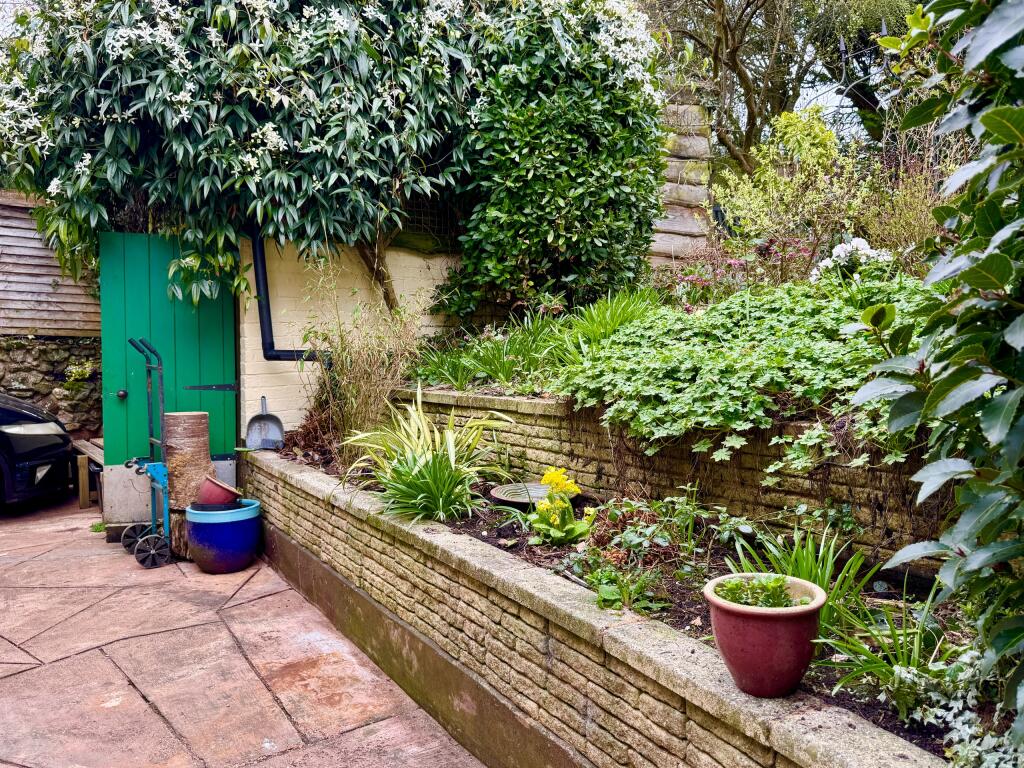 Rear Enclosed Garden