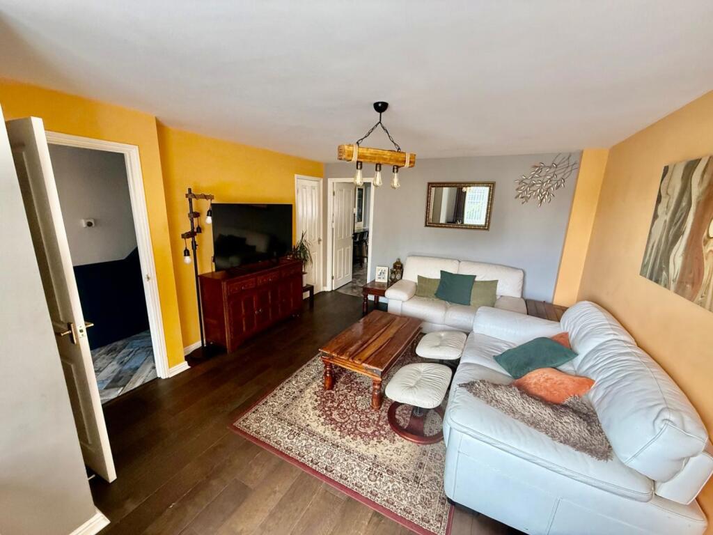 PHOTO-2025-08-08-14-46-37 24