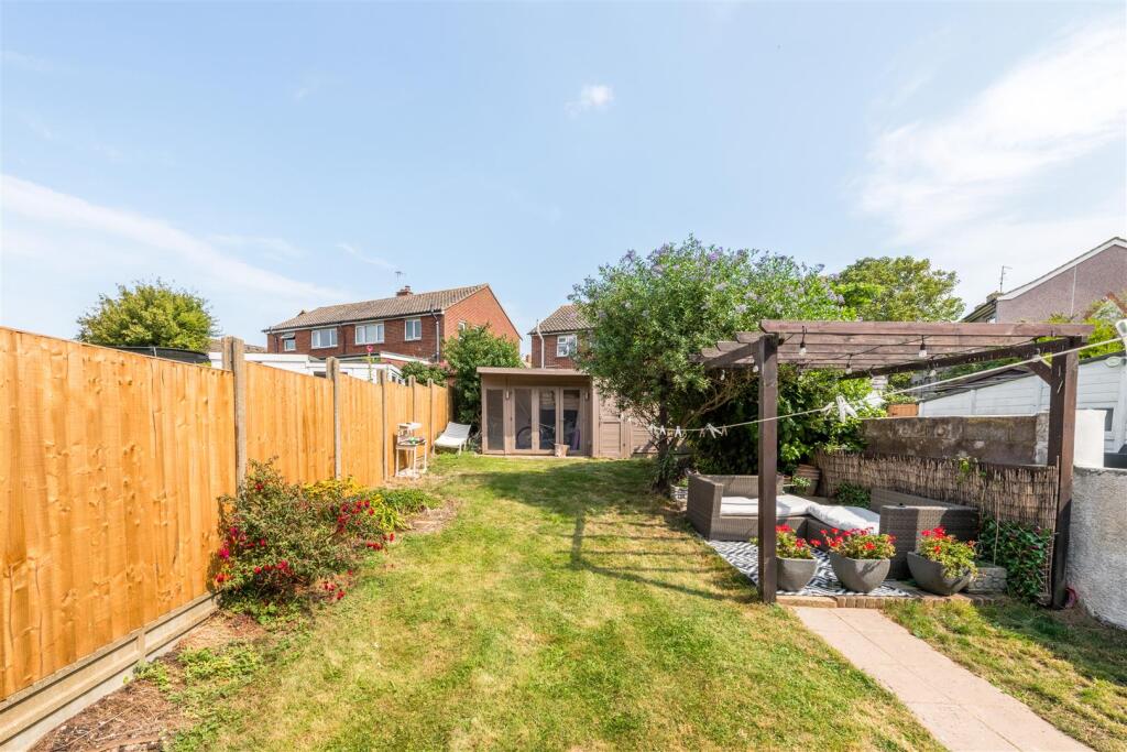 12 Oakapple Road-20.jpg