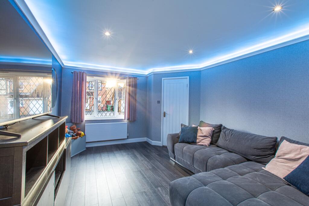 Rosemount Drive - Living Room 2 - EweMove Pontefra