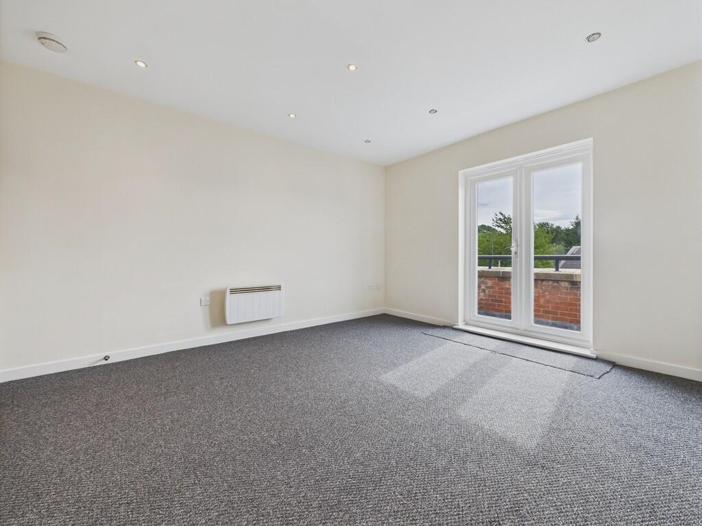 CAM04273G0-PR0152...