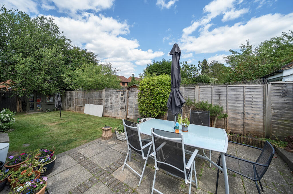 1301913-15-683db2...