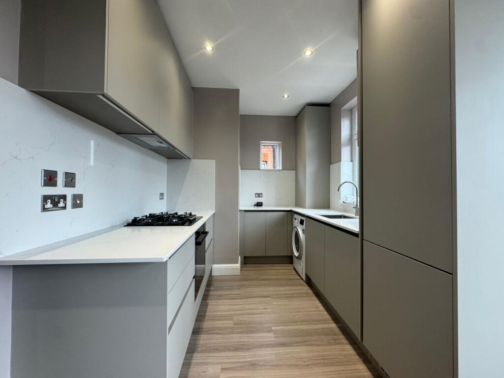 69e28250-632c-40d1-bc14-948966014752