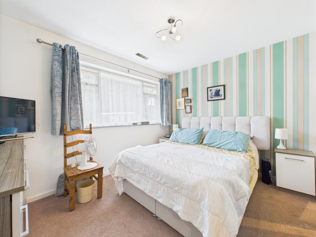 CAM02119G0-PR0446-STILL020