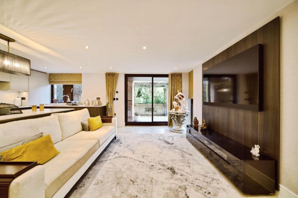 Chasewood Park, Harrow on the Hill, Middlesex, HA1 3YP