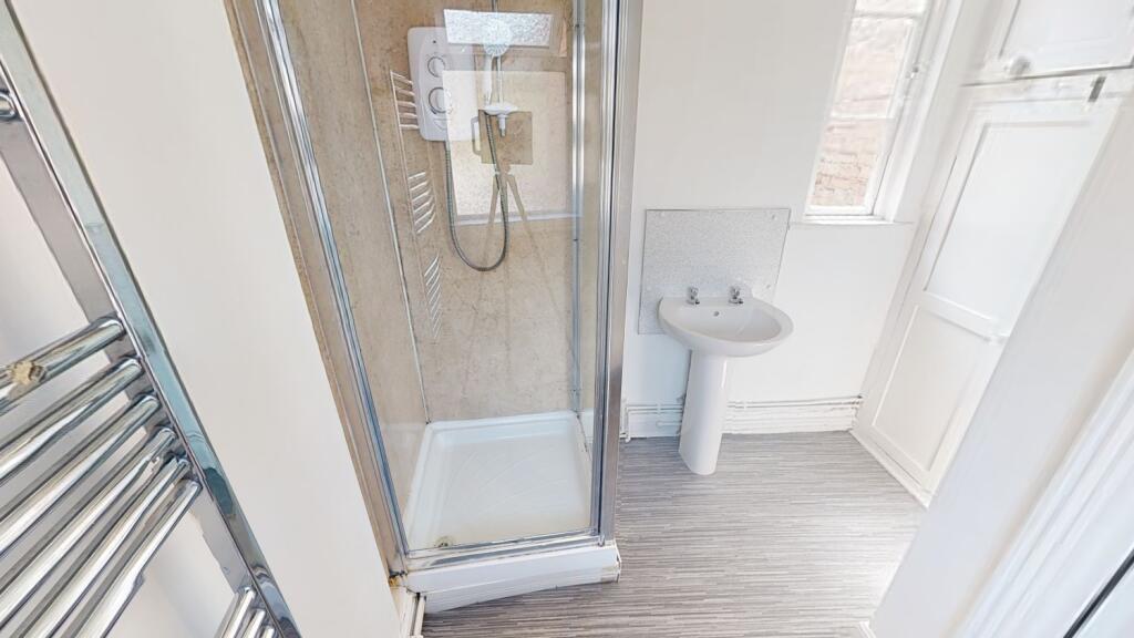 8 Colville Bathroom