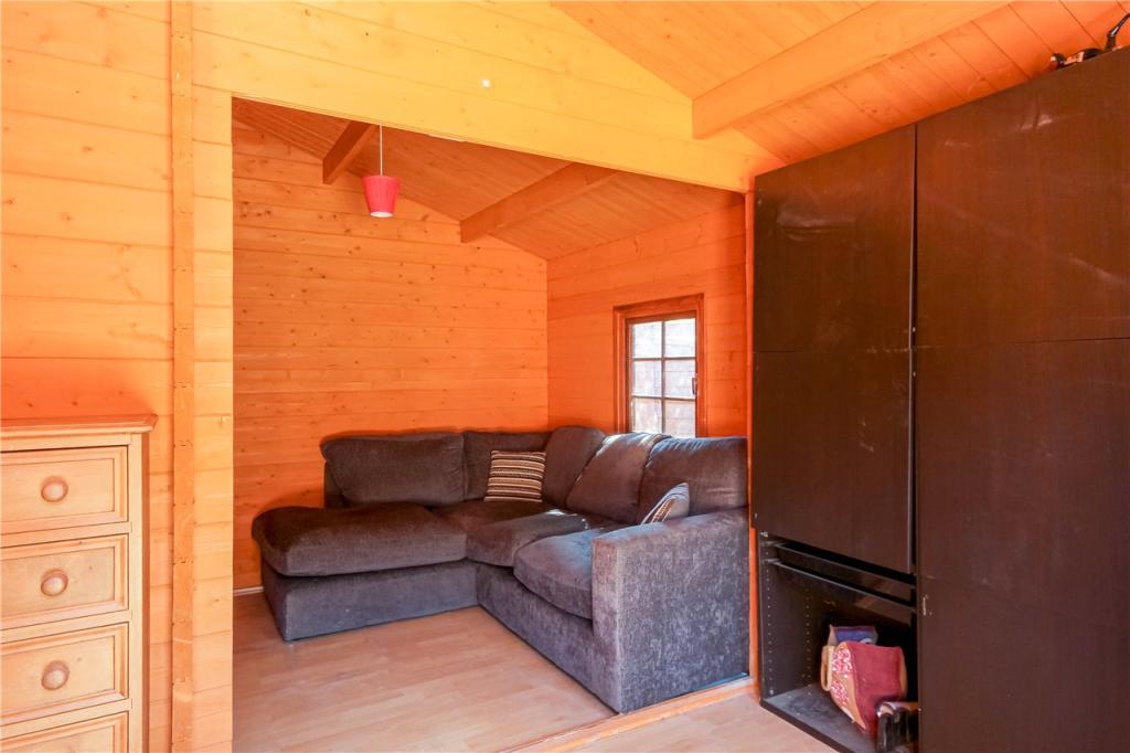 Log Cabin