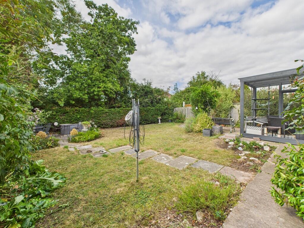 CAM02854G0-PR0435...