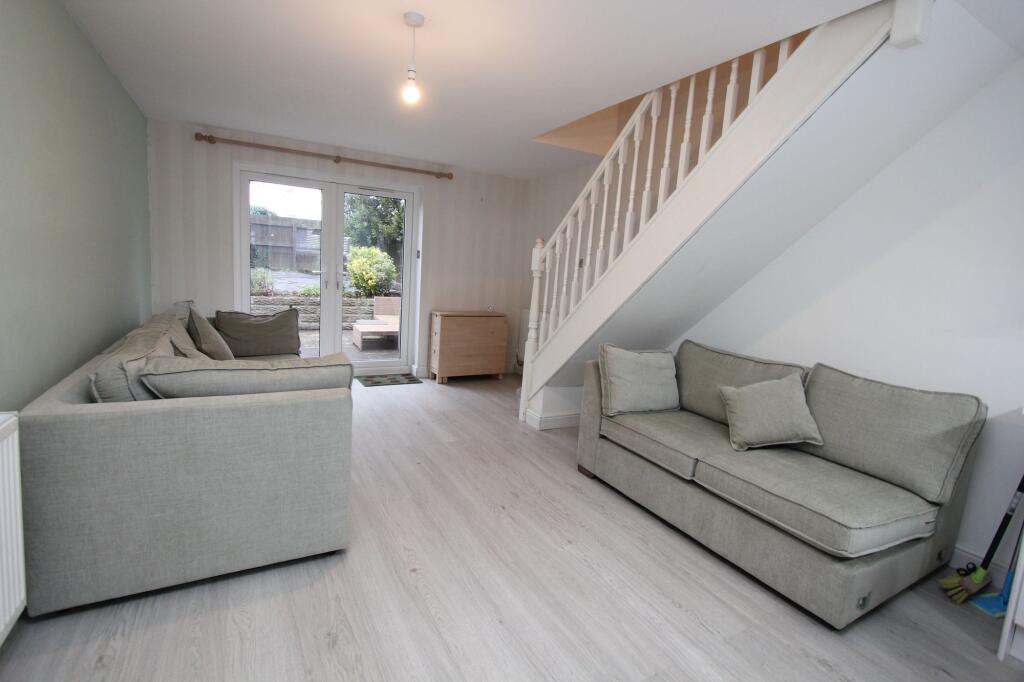 Open Plan Lounge and Kitchen