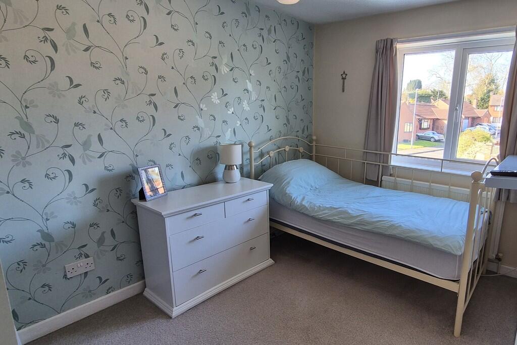 21 A bedroom