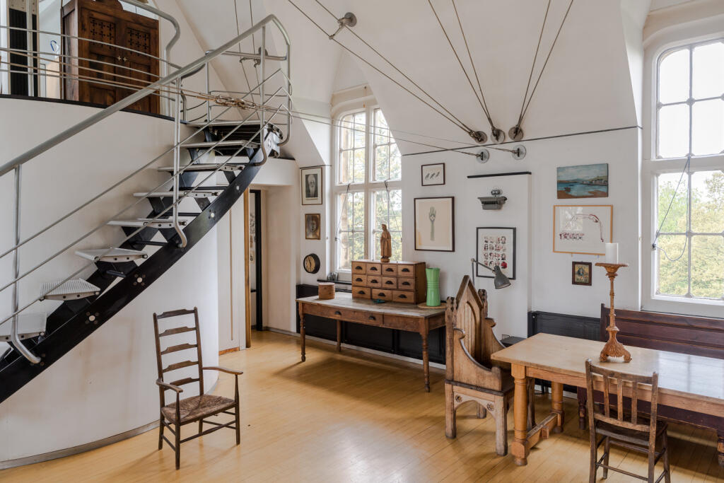 278798 - Flat 2, Royal Victoria Patriotic Build...