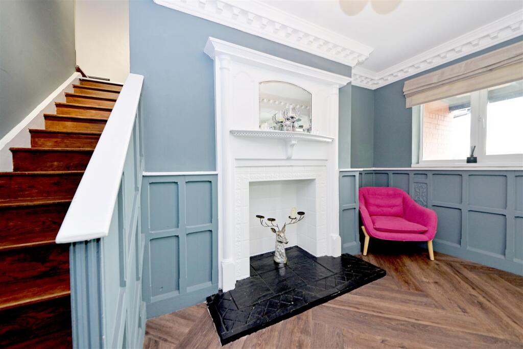 Boathouse Internal (28).jpg